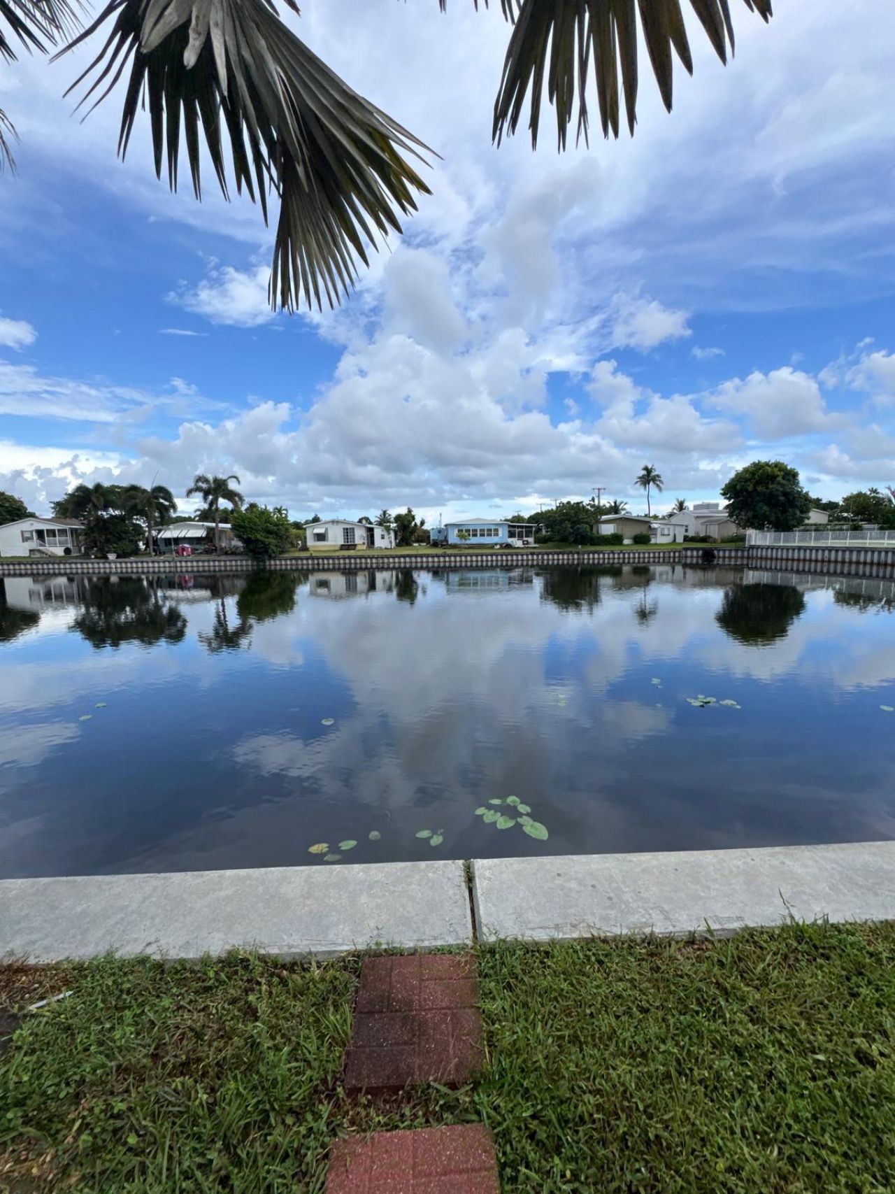 1495 Michelle Drive N, Unit 68, West Palm Beach, FL 33409 Photo