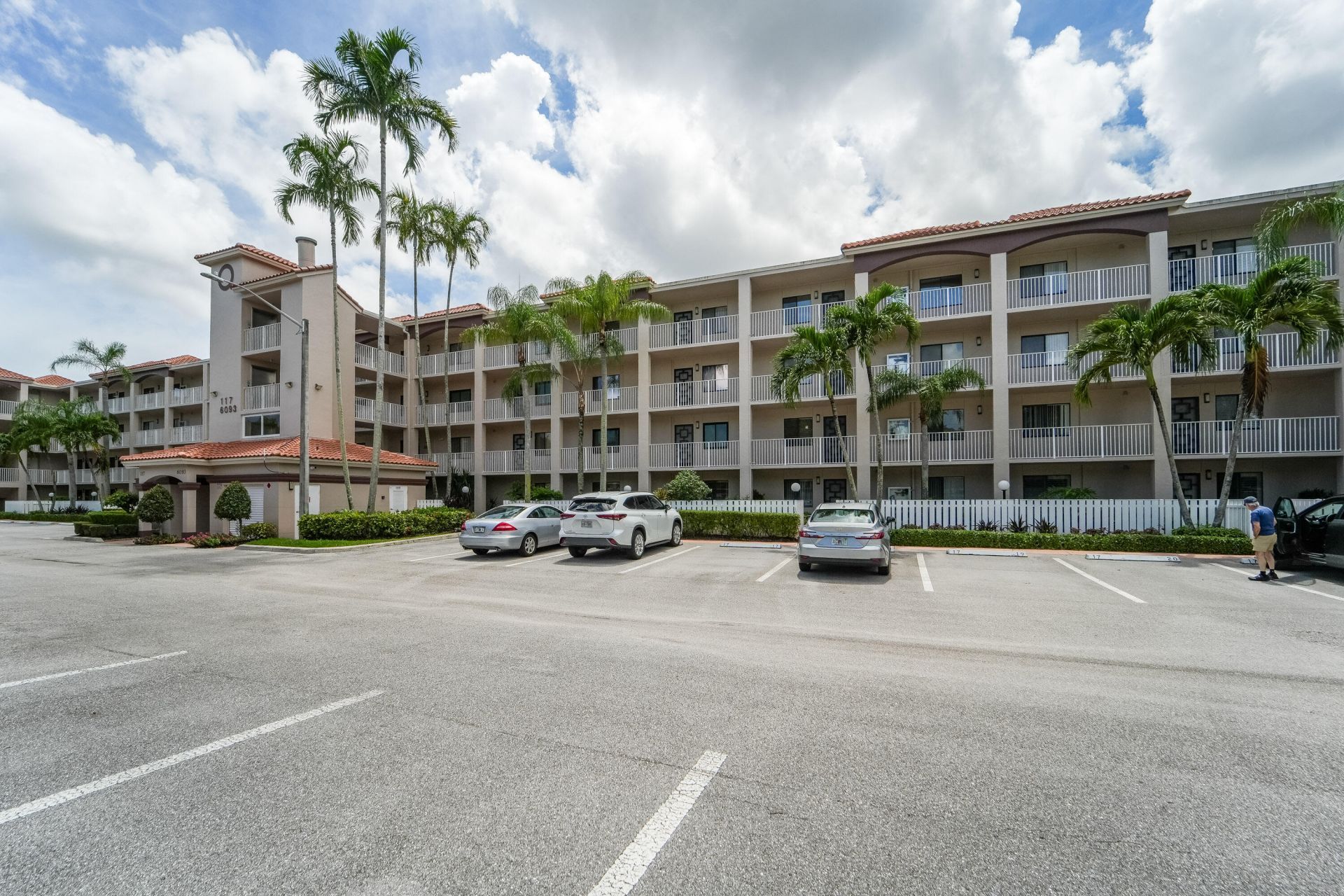 6093 Pointe Regal Circle, Unit 209, Delray Beach, FL 33484 Photo
