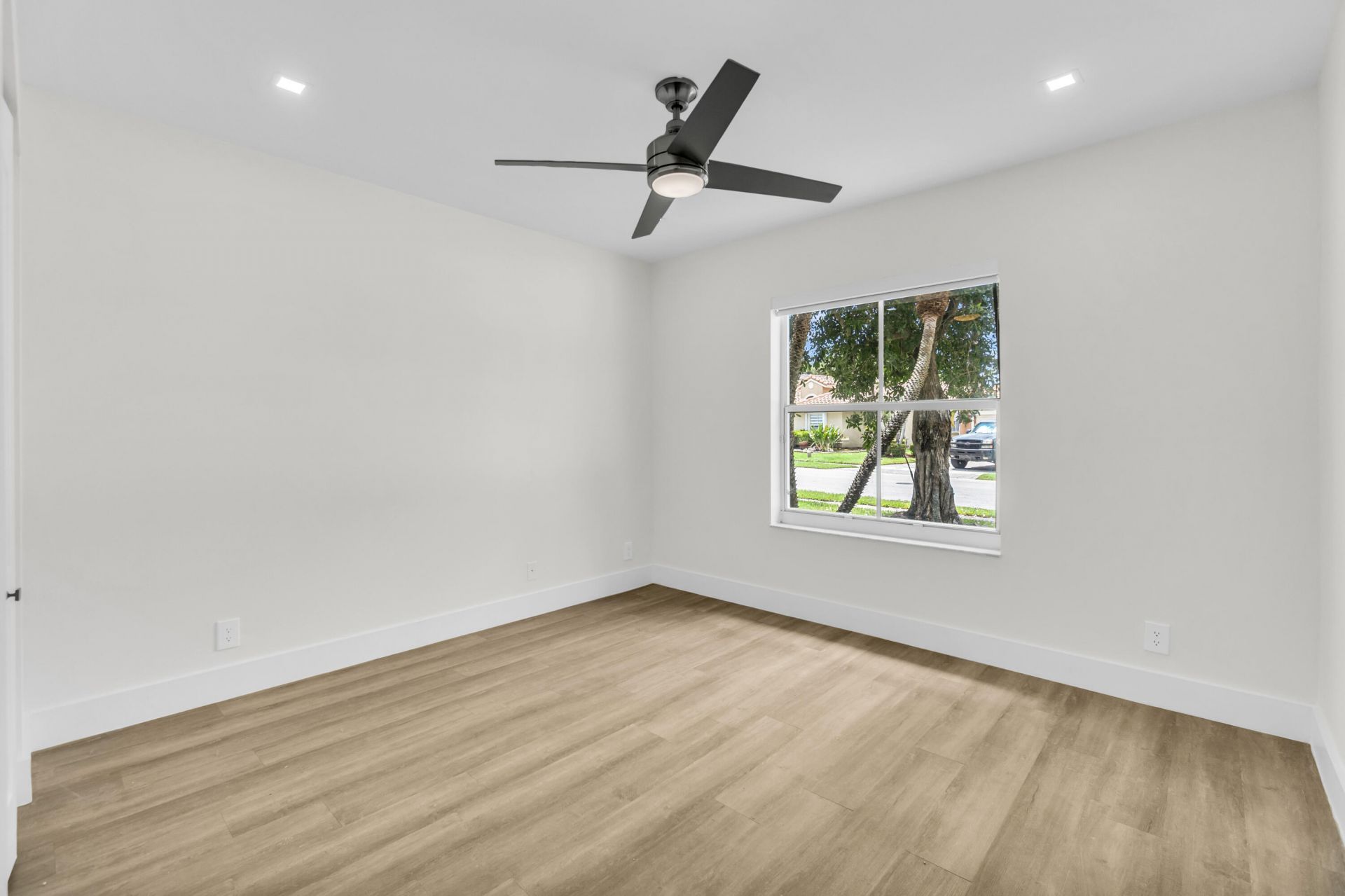 1521 SW 186th Avenue, Pembroke Pines, FL 33029 Photo