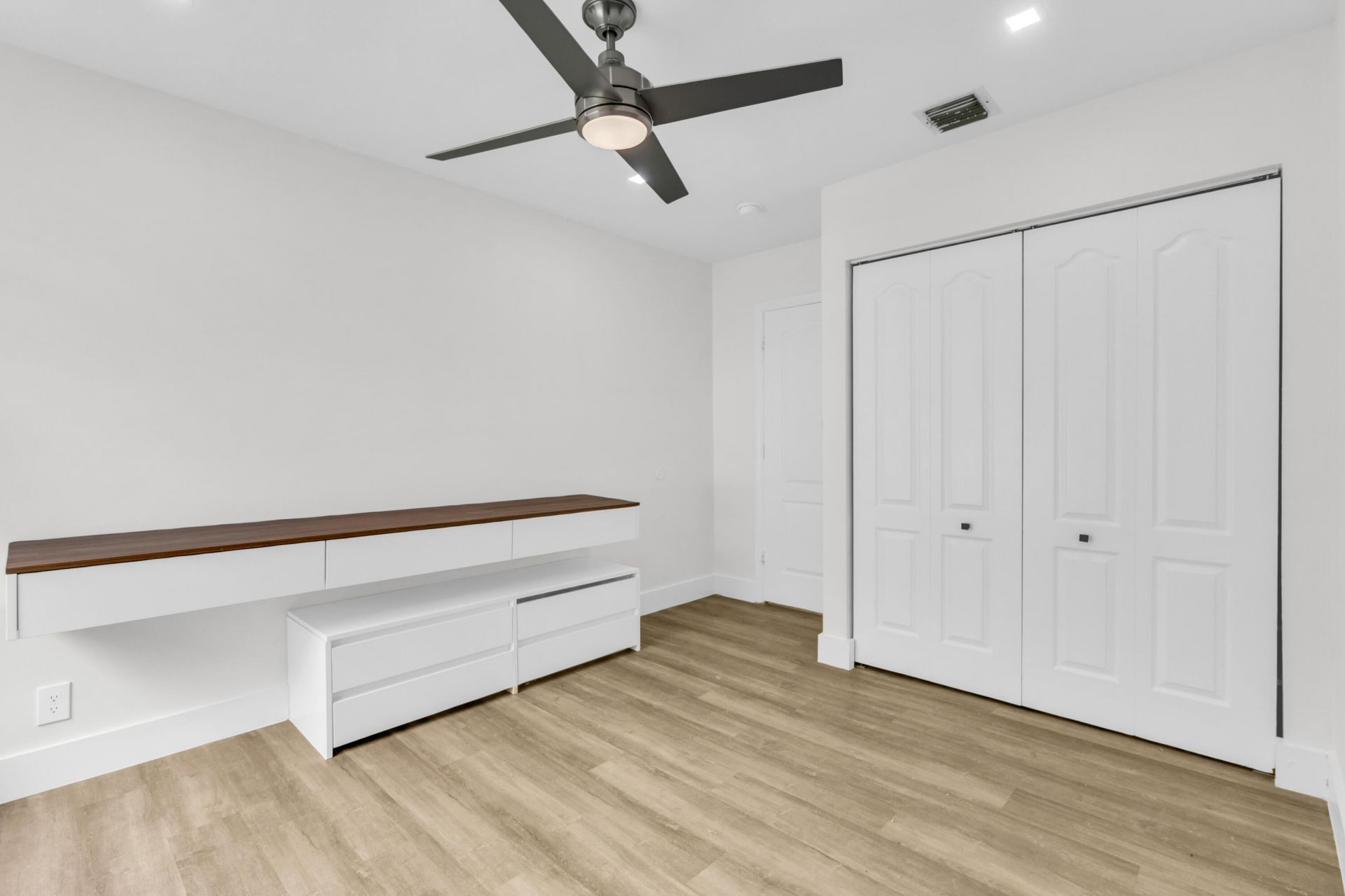 1521 SW 186th Avenue, Pembroke Pines, FL 33029 Photo
