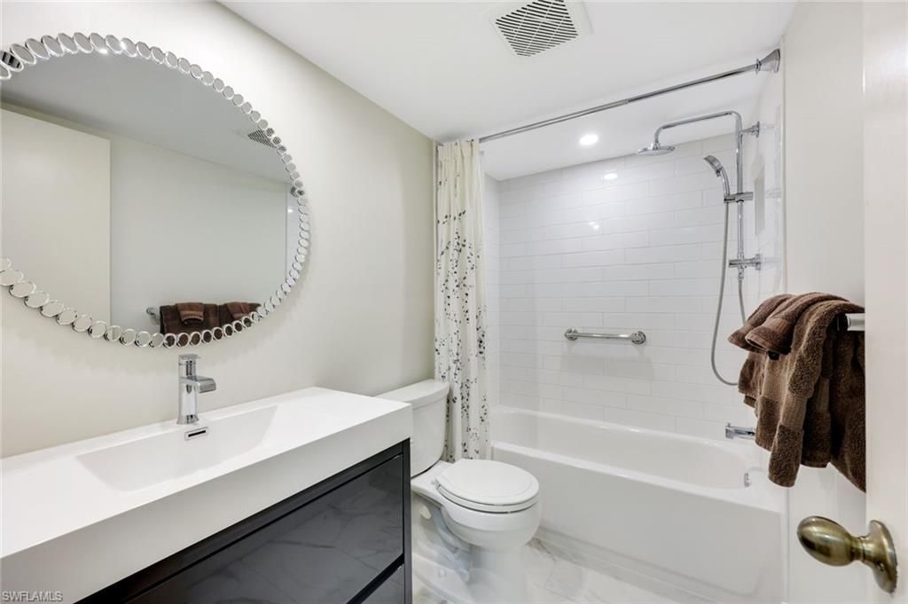 4200 Belair Ln , Unit 302, Naples, FL 34103 Photo