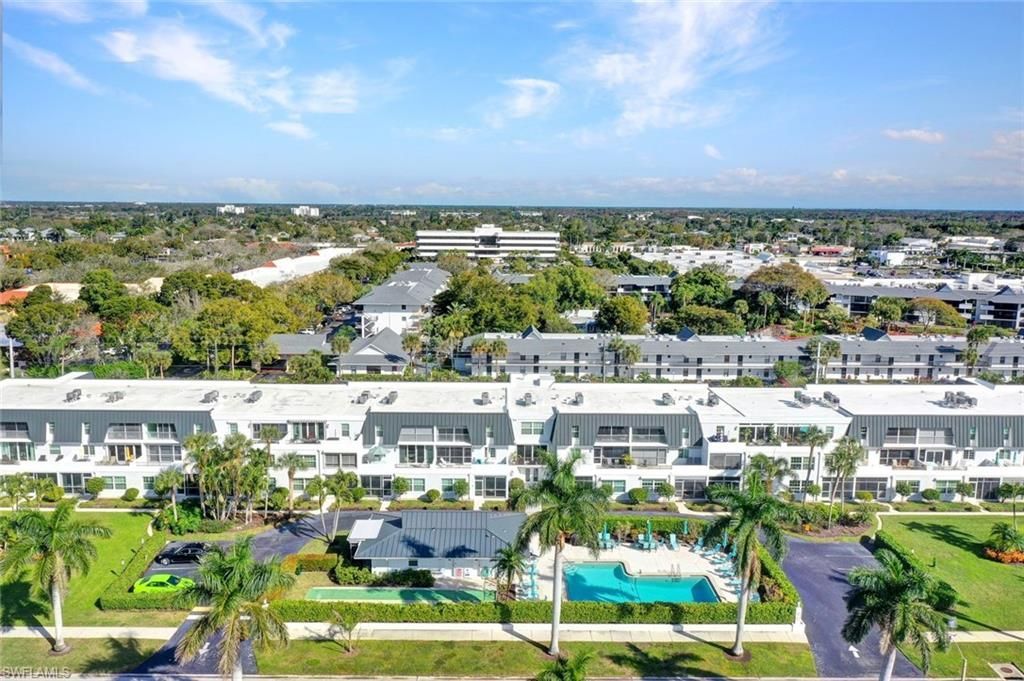4200 Belair Ln , Unit 302, Naples, FL 34103 Photo