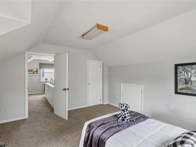 439 E 330th Street, Willowick, OH 44095 Photo 33