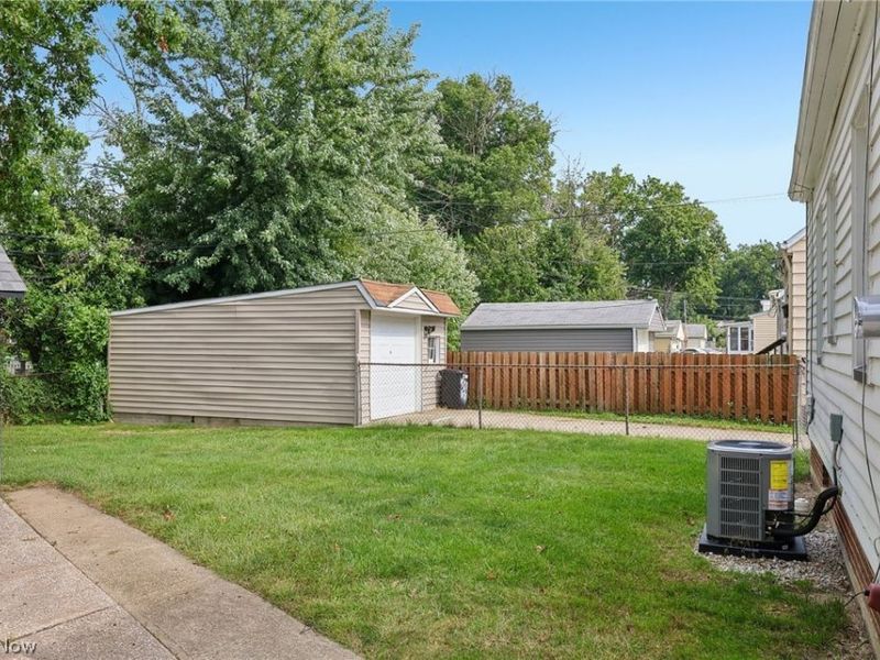 439 E 330th Street, Willowick, OH 44095 Photo 45