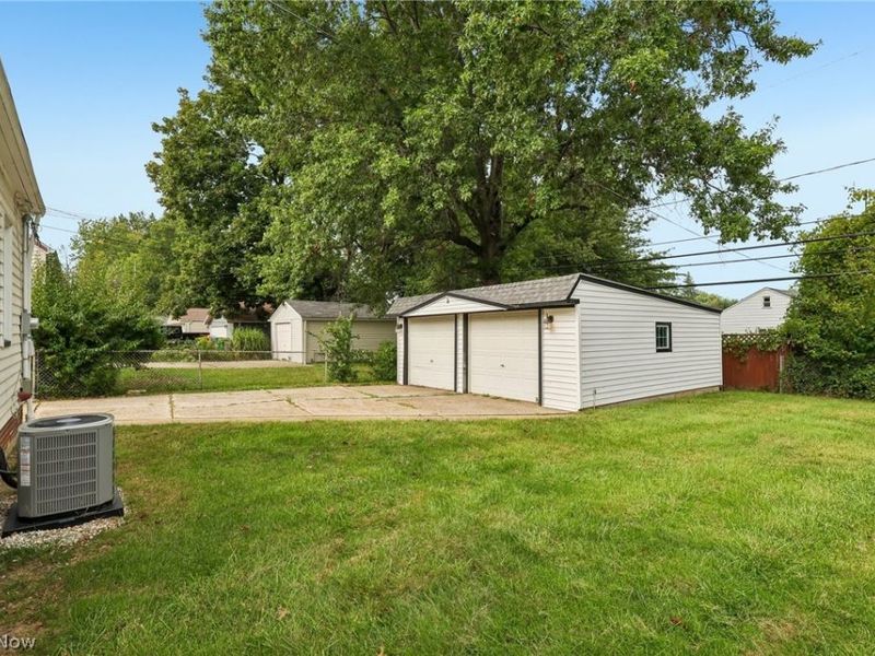 439 E 330th Street, Willowick, OH 44095 Photo 47