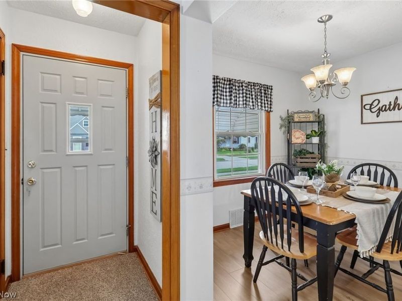 439 E 330th Street, Willowick, OH 44095 Photo 5