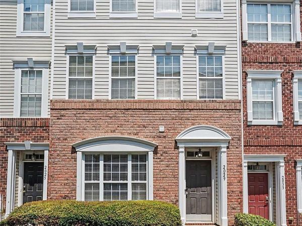 2029 Kegsworth Drive , Charlotte, NC 28273