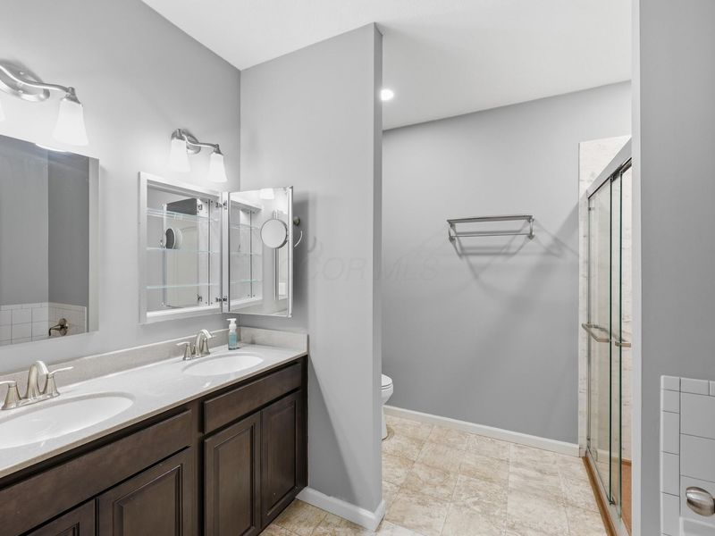 780 Redwood Lane, Lewis Center, OH 43035 Photo 13
