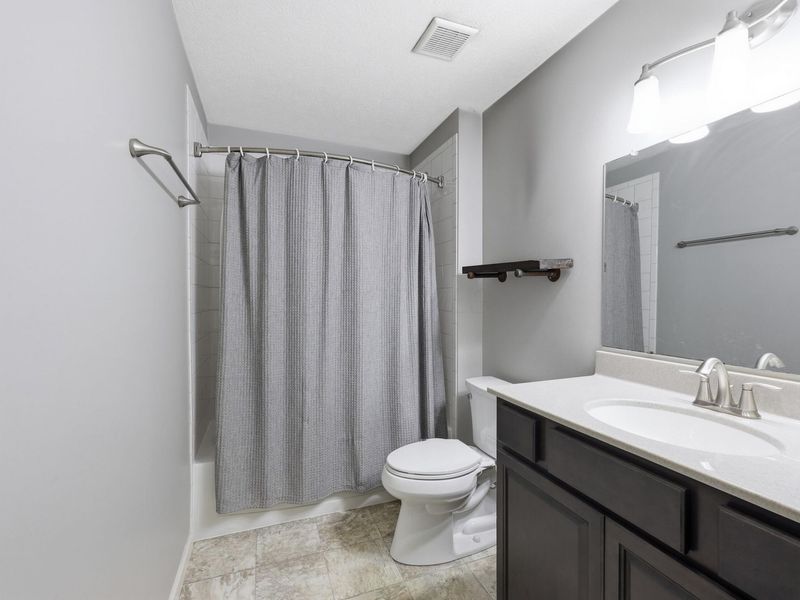 780 Redwood Lane, Lewis Center, OH 43035 Photo 18
