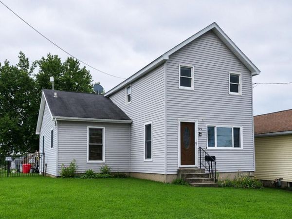 725 E Scott Street , Olyphant, PA 18447