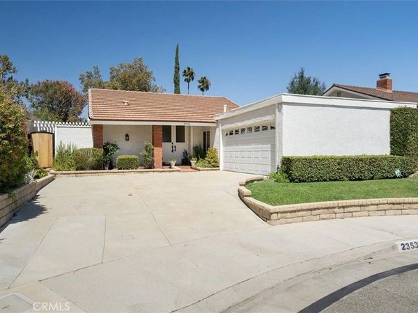 23533 Via Castanet, Valencia, CA 91355