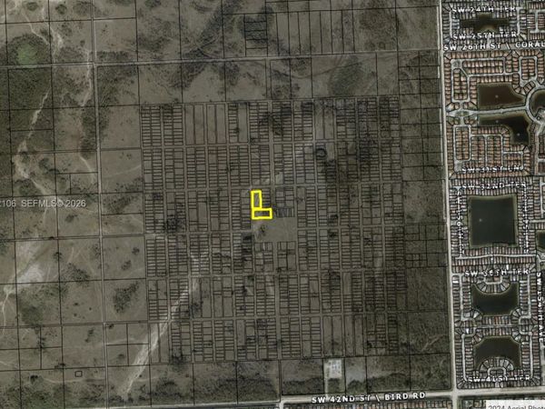 SW sw 32 st , Miami, FL 33185