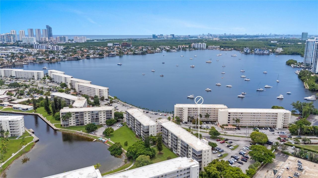 2903 Point East Dr , Unit K503, Aventura, FL 33160 Photo