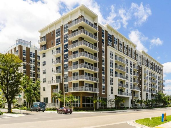 1170 NW 11th St , Unit A-707, Miami, FL 33136