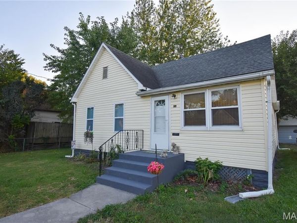 406 S Jersey Street, Gillespie, IL 62033
