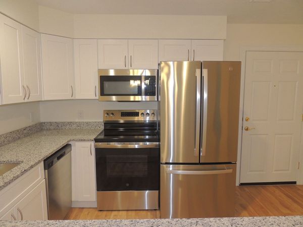 28 Greenleaves Drive, Unit 815, Amherst, MA 01002