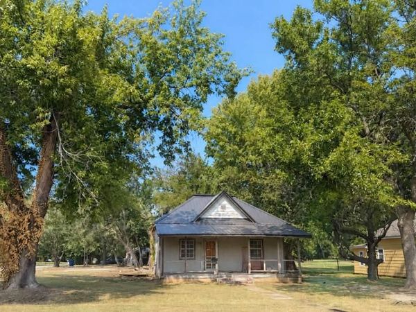301 N Foreman Street , Vinita, OK 74301