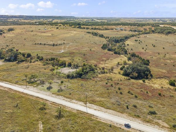 240 E ROLLING OAKS DR, Goldthwaite, TX 76844