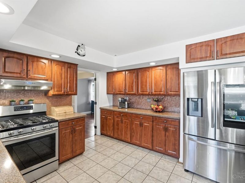 8949 Paw Paw Lane, Sycamore Township, OH 45236 Photo 14