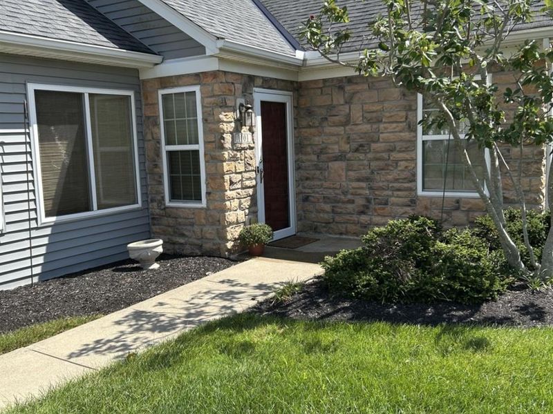 1101 St Andrews Circle, Miami Township, OH 45150 Photo 2