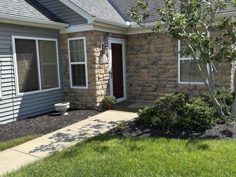 1101 St Andrews Circle, Miami Township, OH 45150 Photo 2