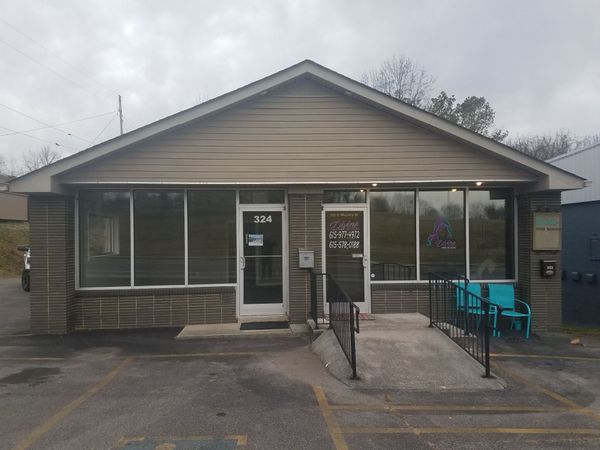 324 S McCrary St , Woodbury, TN 37190