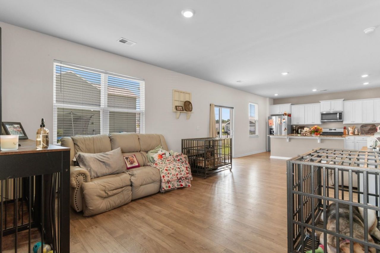 2021 Sage Dr. Photo 9