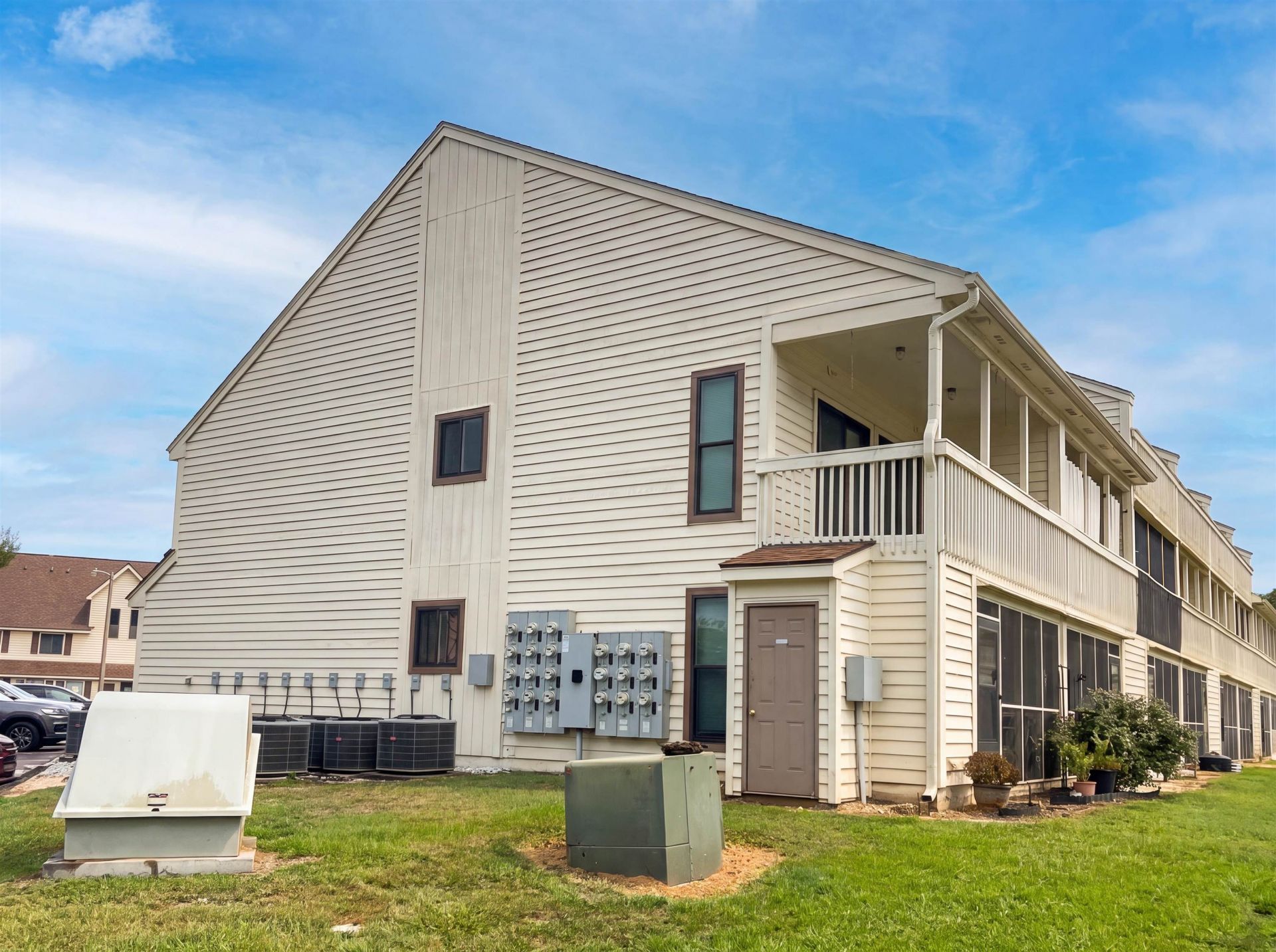 510 Fairwood Lakes Dr.  Photo 5