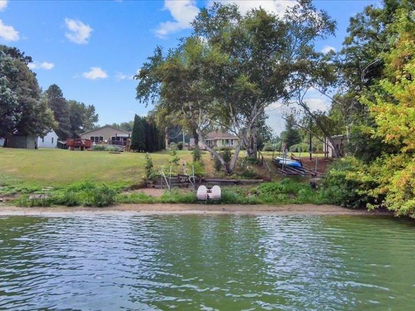 4090 Highland Avenue, White Bear Lake, MN 55110