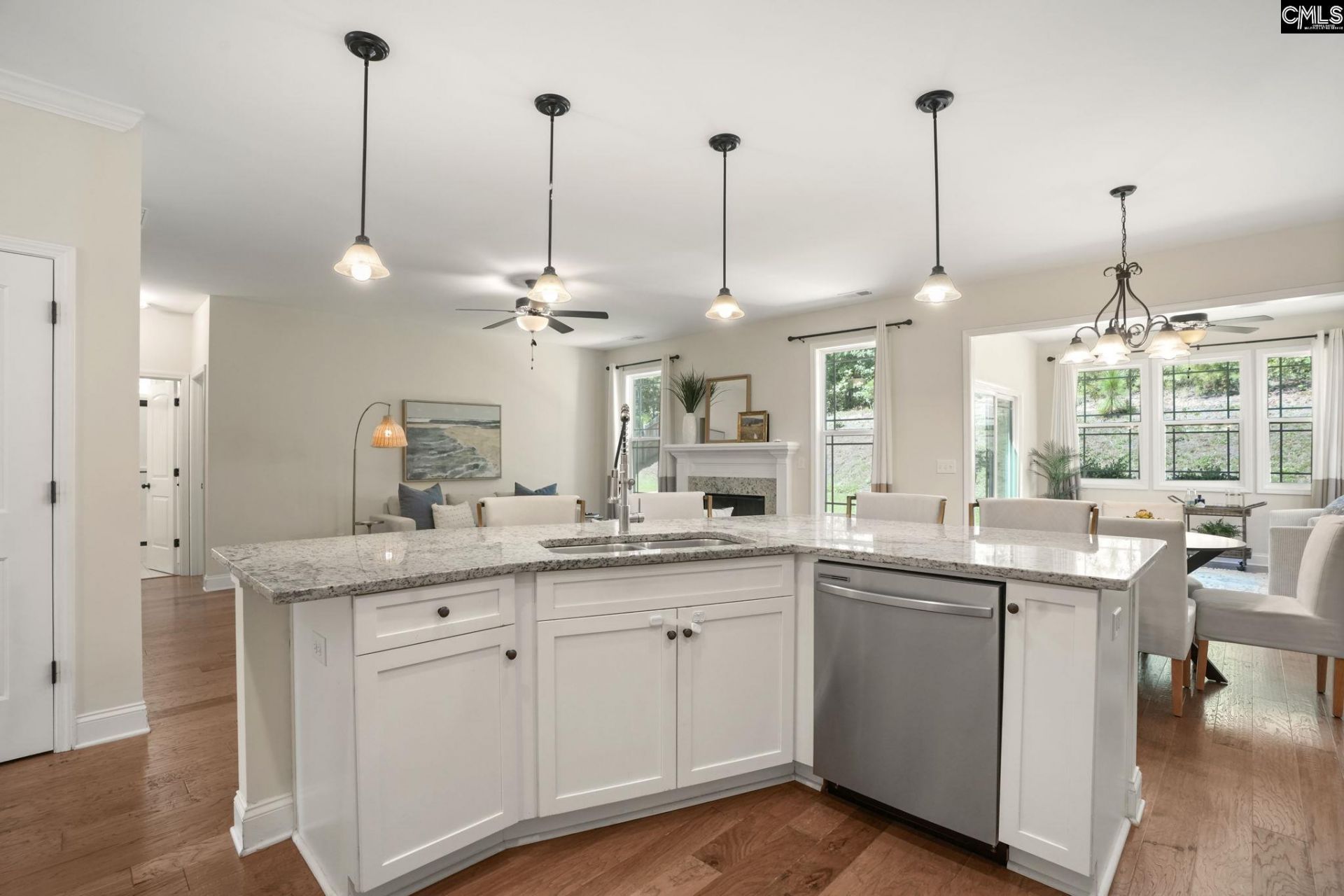 107 Riggs Drive  Photo 6