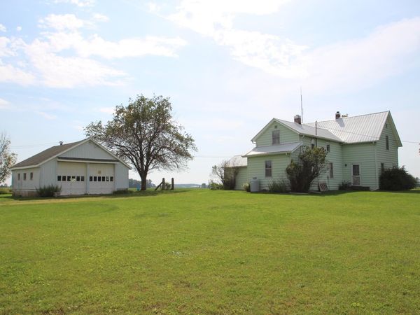 3555 E 500 N, Urbana, IN 46990