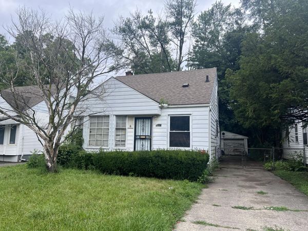 9617 Stahelin Avenue, Detroit, MI 48228