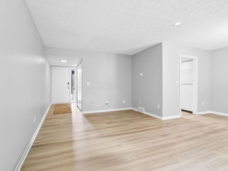4765 Powderhorn Lane, Unit 4, Westerville, OH 43081 Photo 4