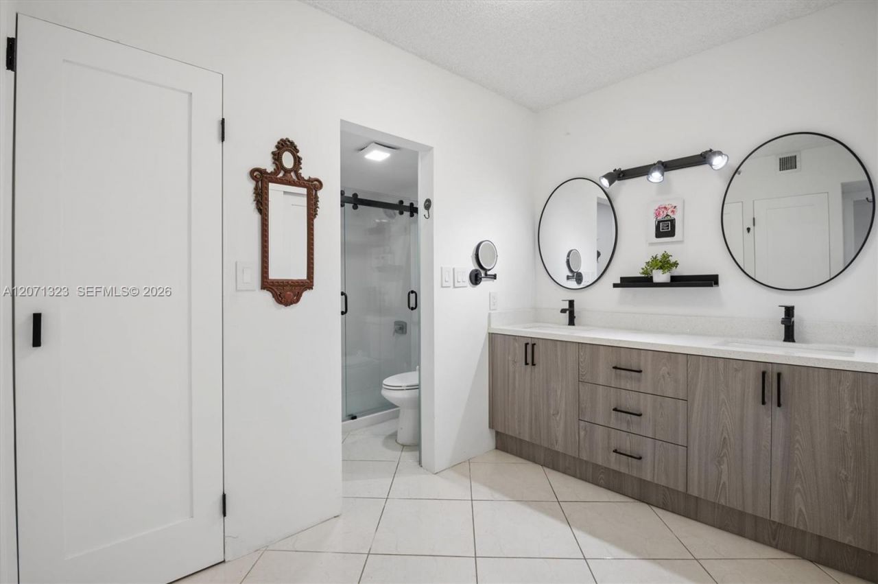 20355 NE 34th Ct , Unit 724, Aventura, FL 33180 Photo