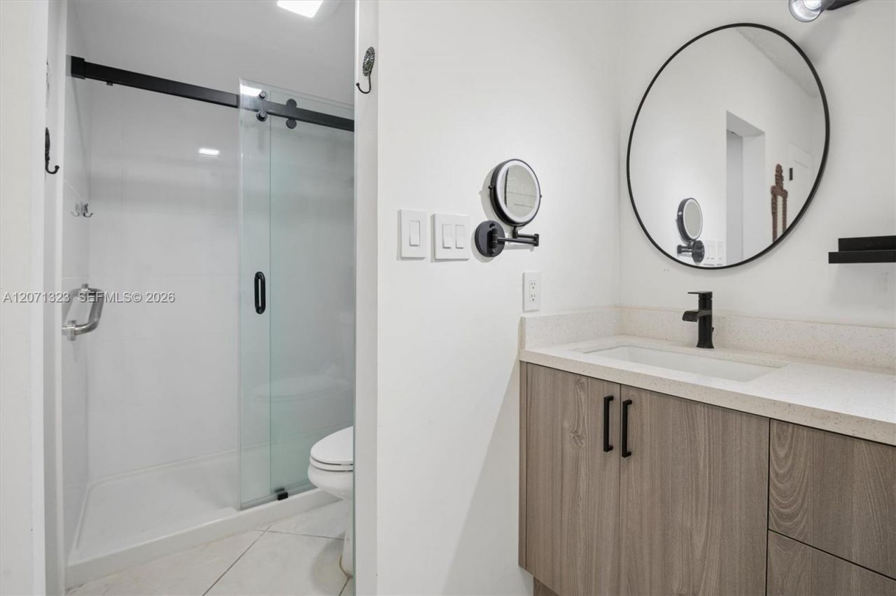 20355 NE 34th Ct , Unit 724, Aventura, FL 33180 Photo