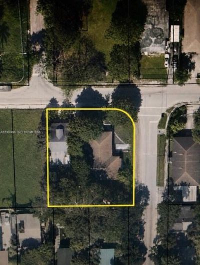 812 NW 29th Ter, Miami, FL 33127 Photo