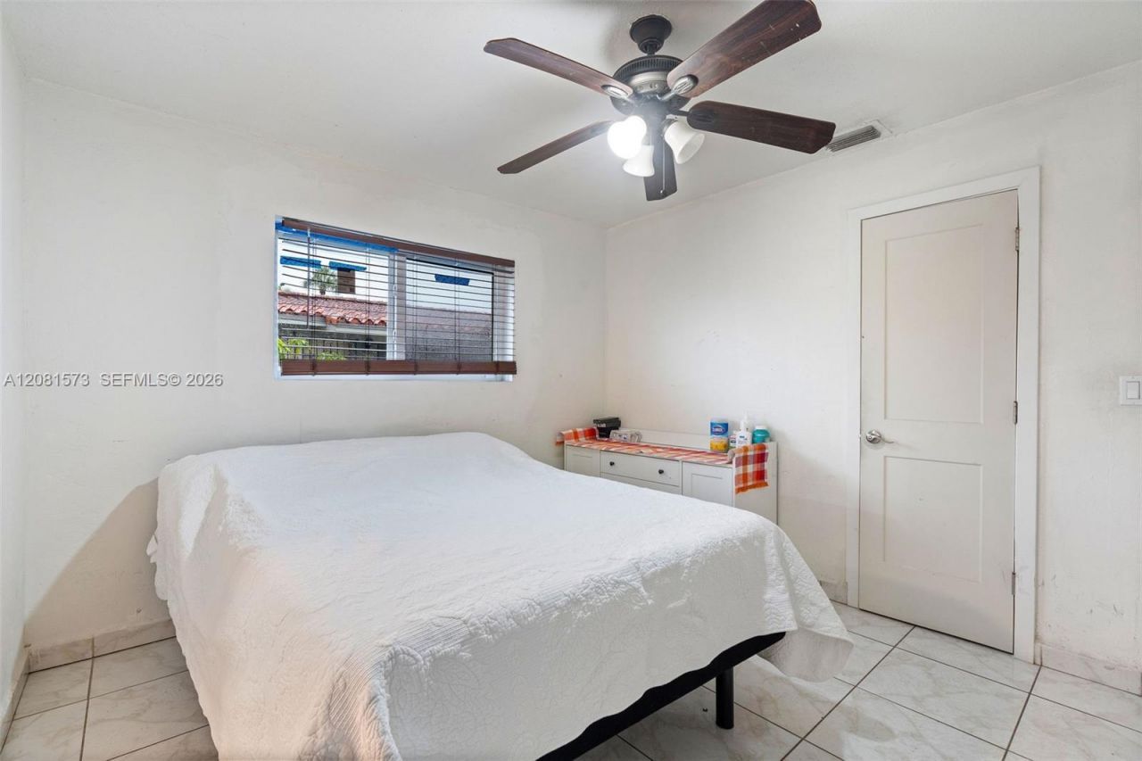 985 SE 2nd Pl , Hialeah, FL 33010 Photo