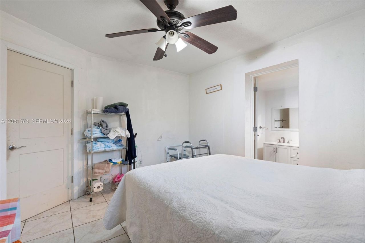 985 SE 2nd Pl , Hialeah, FL 33010 Photo