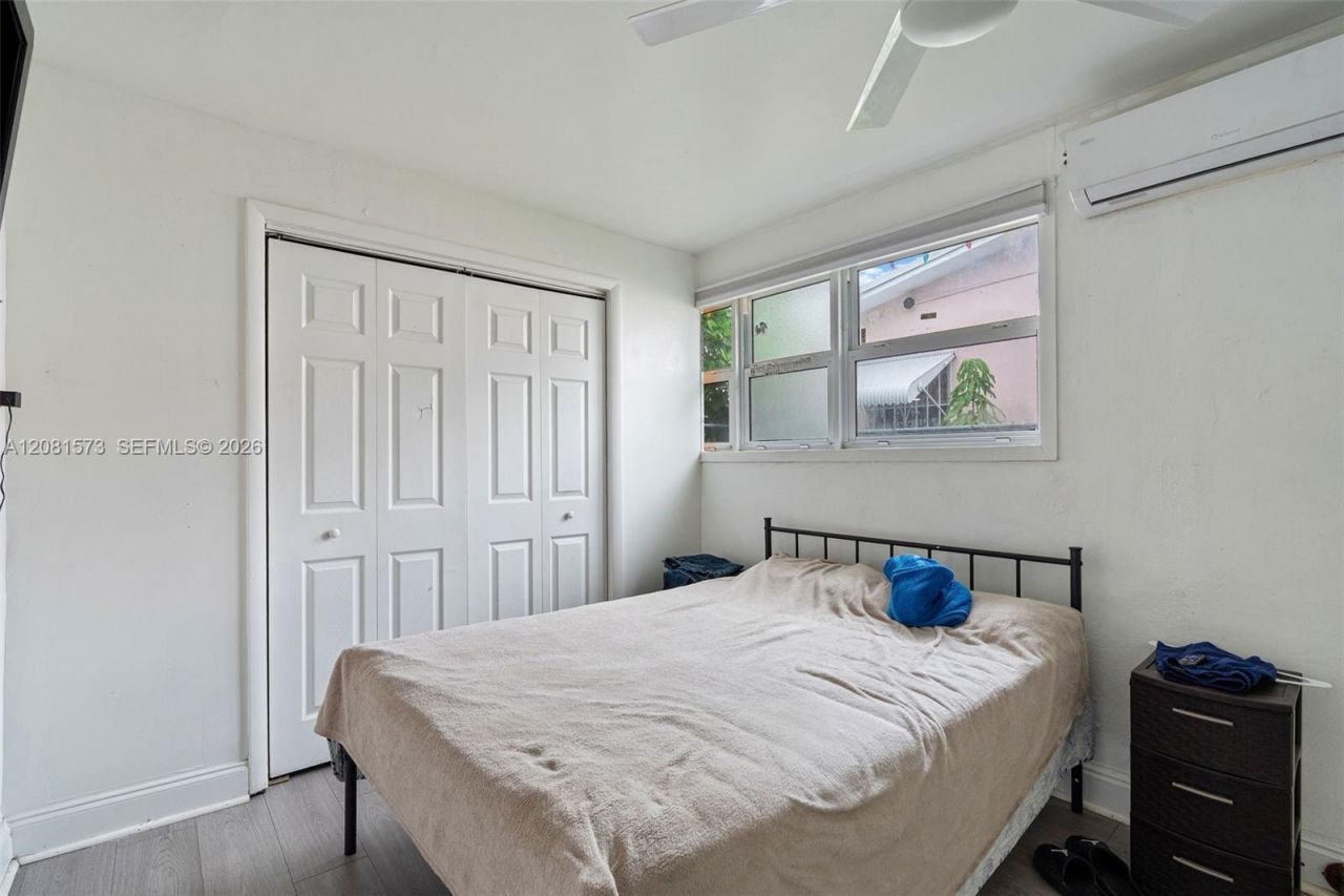 985 SE 2nd Pl , Hialeah, FL 33010 Photo
