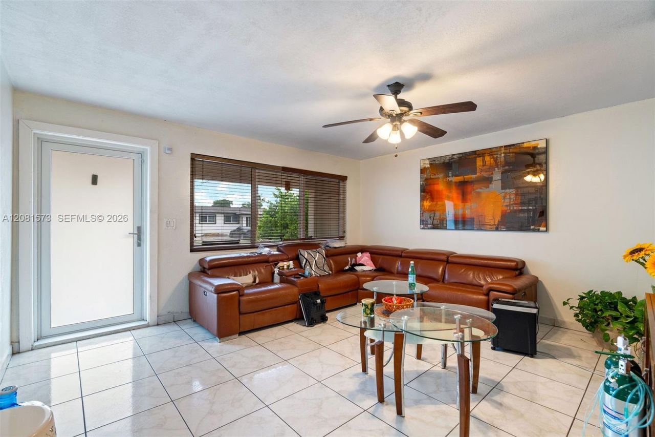985 SE 2nd Pl , Hialeah, FL 33010 Photo