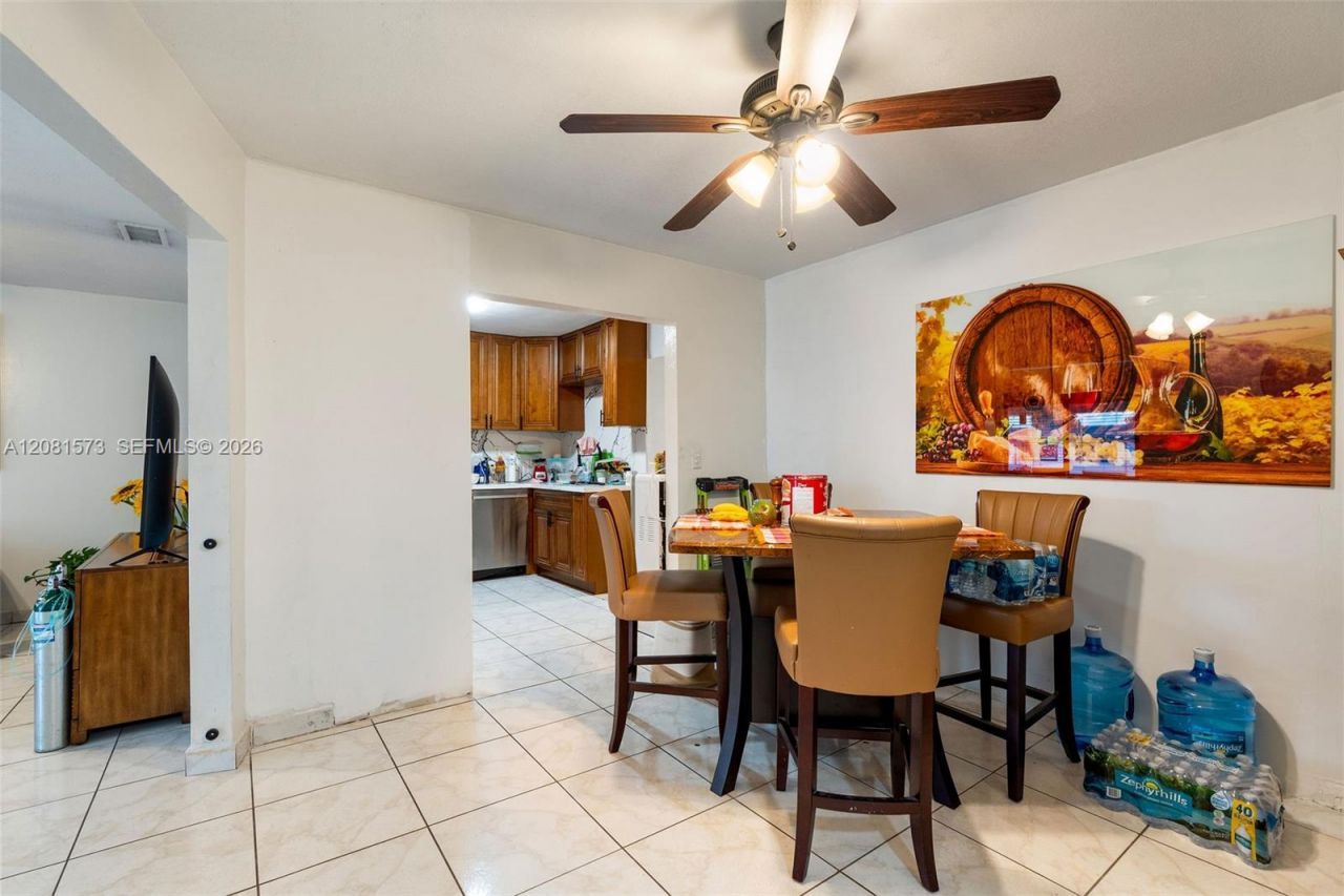 985 SE 2nd Pl , Hialeah, FL 33010 Photo