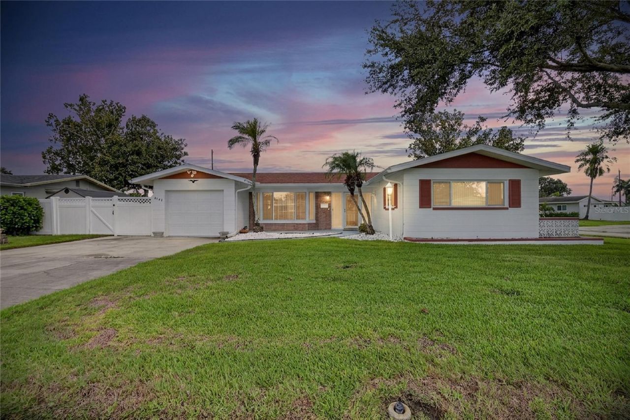 6147 31st Avenue N, Saint Petersburg, FL 33710 Main Photo