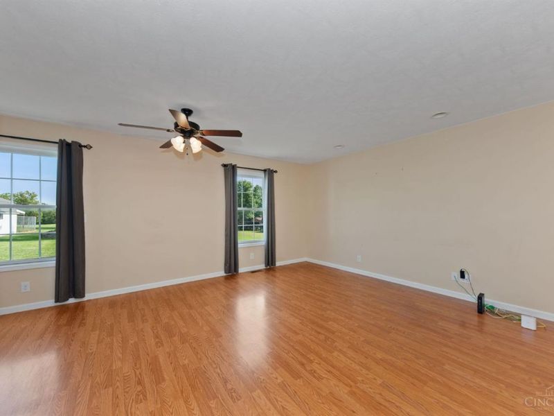 9377 Tri County Highway, Eagle Township, OH 45171 Photo 12