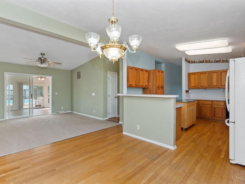 9377 Tri County Highway, Eagle Township, OH 45171 Photo 22