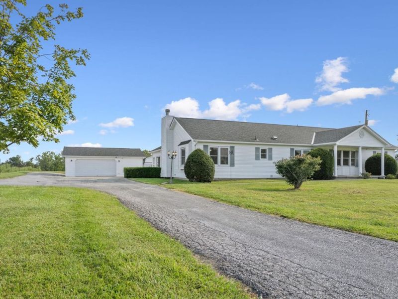 9377 Tri County Highway, Eagle Township, OH 45171 Photo 4