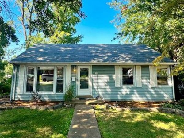 7009 Greenholly Drive, Affton, MO 63123