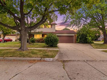 2747 Cromie Court , Warren, Mi 48092