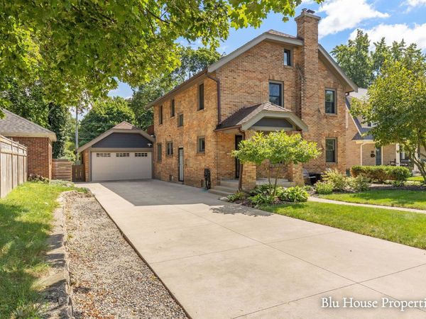 1024 Cadillac Drive SE, Grand Rapids, MI 49506