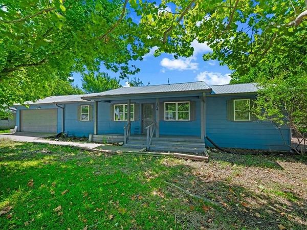 104 Parker Street, Italy, TX 76651
