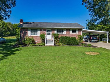 226 Oak Grove Church Road, Benton, KY 42025